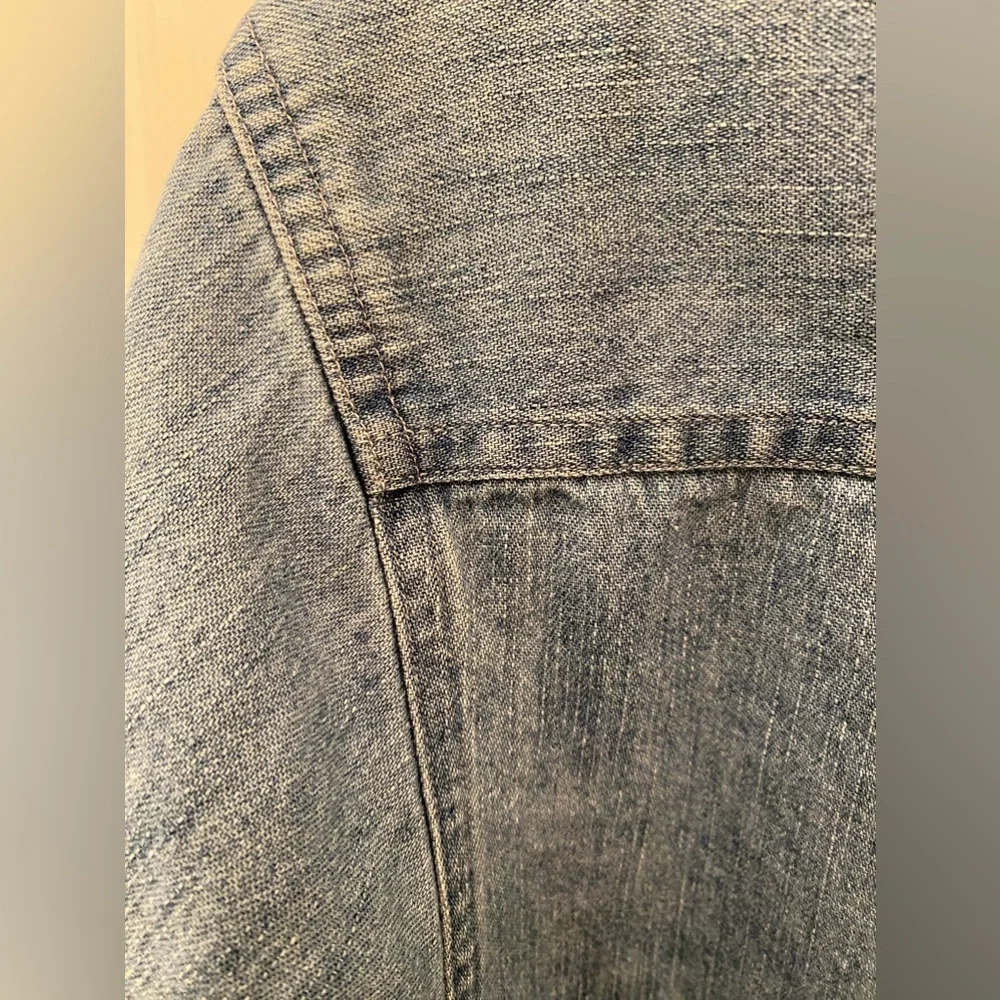 TITAN’S LADIES VINTAGE ANTIGUA  CHAMBRAY SHIRT - Picture 9 of 10